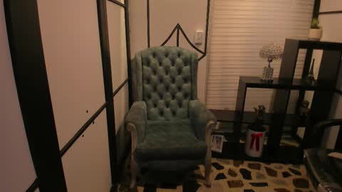 Nahomi online show from 12/01/25, 04:39