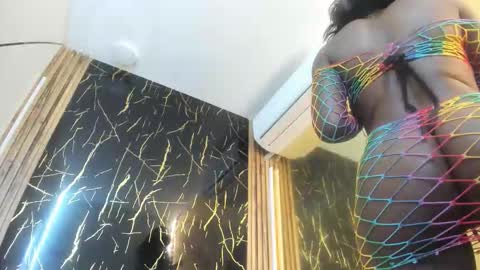 Snapshot of nahomy_smith23_aws chatting on 10/07/25, 10:18 nahomy_smith23_aws online show from 10/07/25, 10:18