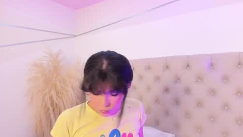 Snapshot of nahomyrusell chatting on 04/11/26, 01:37 nahomyrusell online show from 04/11/26, 01:37