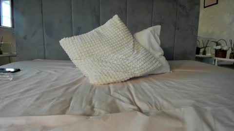 Naila online show from 01/22/25, 09:35