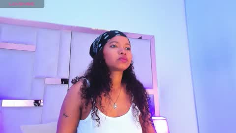 Naila online show from 04/18/26, 03:16