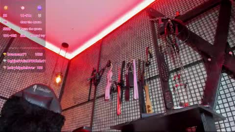 Naila online show from 03/06/26, 02:02