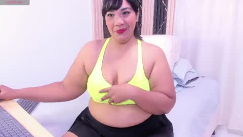 Nailha online show from 07/22/26, 11:46