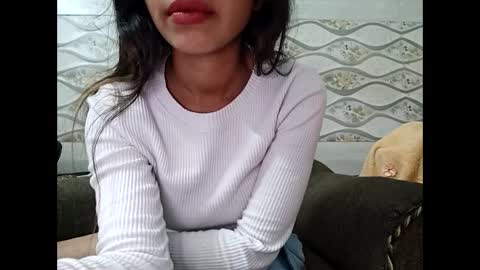 Naina online show from 01/19/25, 01:44