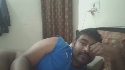 NAIRANANDU28 online show from 04/23/26, 09:28