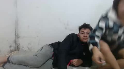 naisha and axel2 online show from 10/21/25, 06:03