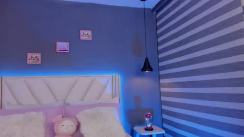 Naisha Ford online show from 04/21/26, 03:02