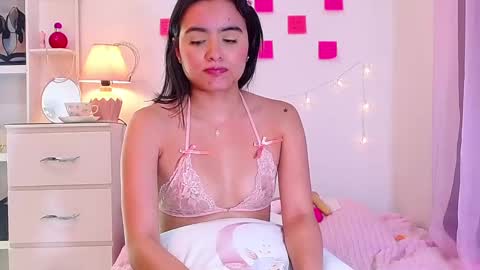 Naissha online show from 01/29/25, 02:42