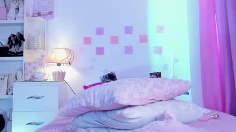 Naissha online show from 03/28/26, 01:54