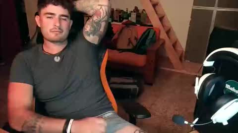 Snapshot of najidalquazar chatting on 09/10/25, 11:32 Najid online show from 09/10/25, 11:32