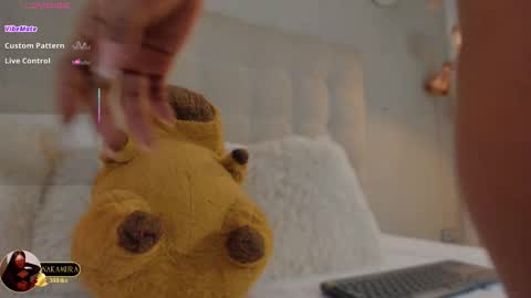 INSTAGRAM  m2221     online show from 03/23/26, 11:03