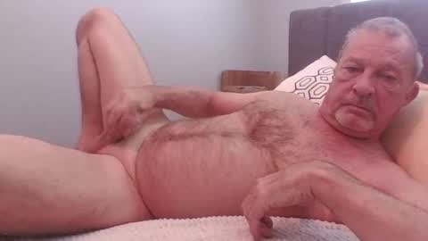 Snapshot of naked4ladies2 chatting on 09/12/25, 05:13 Naked4Ladies online show from 09/12/25, 05:13