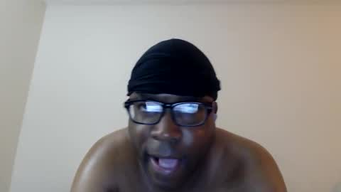 Snapshot of nakedassman chatting on 12/19/25, 12:50 nakedassman online show from 12/19/25, 12:50