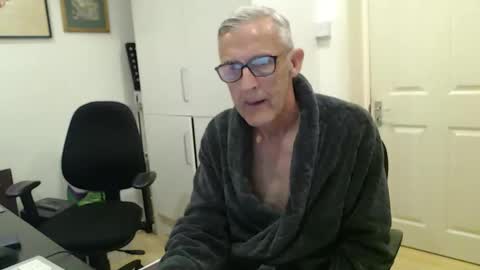 Snapshot of nakedcarpenteruk chatting on 05/01/26, 09:03 nakedcarpenteruk online show from 05/01/26, 09:03