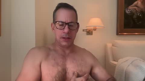 Snapshot of nakedsuperman1234 chatting on 03/04/25, 12:44 nakedsuperman1234 online show from 03/04/25, 12:44