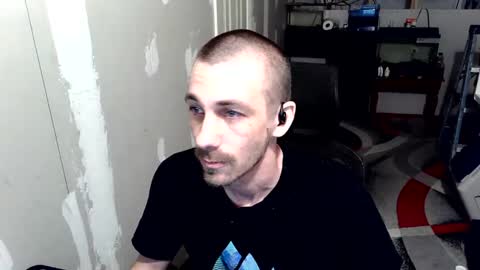 Snapshot of nakedtoken chatting on 03/29/26, 01:33 nakedtoken online show from 03/29/26, 01:33