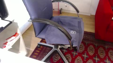 Snapshot of nakedwanker10 chatting on 02/09/25, 11:47 Nakedwanker10 online show from 02/09/25, 11:47