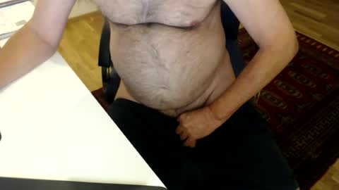 Snapshot of nakedwanker10 chatting on 07/04/26, 02:40 Nakedwanker10 online show from 07/04/26, 02:40