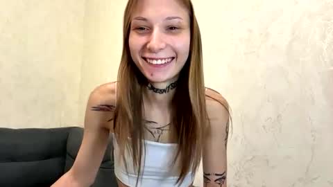 Snapshot of nakitabolognese chatting on 07/22/26, 05:16 Erica online show from 07/22/26, 05:16