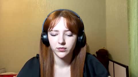 Luna online show from 02/17/26, 10:01