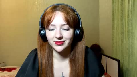 Luna online show from 02/18/26, 10:22