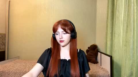 Luna online show from 02/25/26, 10:47