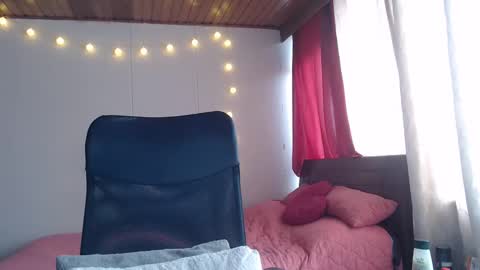 Nala online show from 12/23/24, 04:17