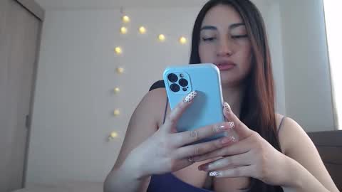 Snapshot of nala_foster chatting on 05/12/26, 03:31 Nala online show from 05/12/26, 03:31