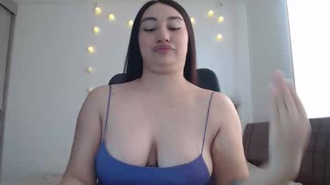 Snapshot of nala_foster chatting on 05/22/26, 02:22 Nala online show from 05/22/26, 02:22