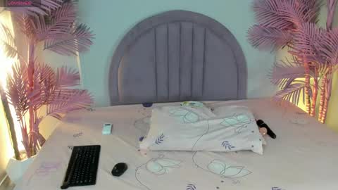 nalapalmer online show from 05/09/26, 07:30
