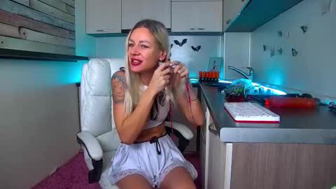 Nally online show from 11/18/25, 01:22