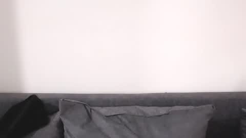 Lady online show from 11/28/25, 03:47