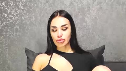 Lady online show from 04/01/26, 07:00