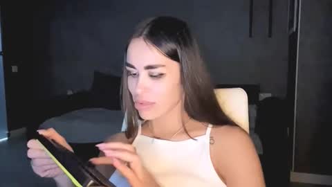 Lady online show from 05/21/26, 06:48