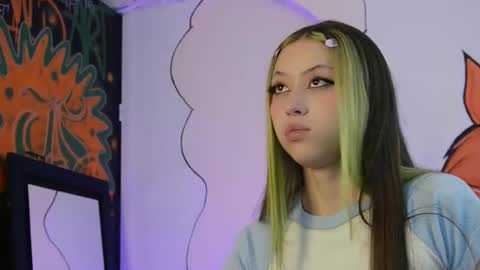 nami_smith online show from 12/11/24, 06:09