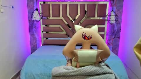 nami_usagi online show from 12/18/24, 11:13