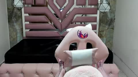 nami_usagi online show from 01/08/25, 11:54