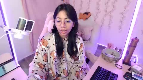 nami_usagi online show from 12/17/25, 01:50