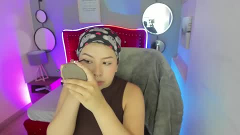 namiko_park online show from 02/08/25, 12:06