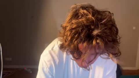 Snapshot of namiraaxel chatting on 12/17/24, 08:54 Georges online show from 12/17/24, 08:54