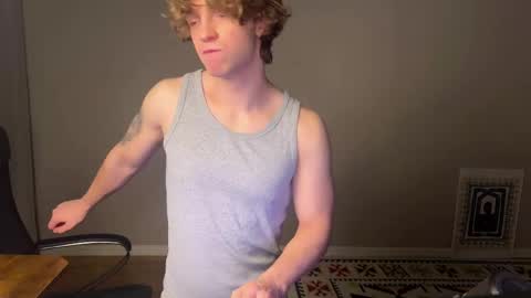 Snapshot of namiraaxel chatting on 10/01/25, 05:52 Georges online show from 10/01/25, 05:52