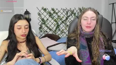 Snapshot of nana_rousse chatting on 02/22/26, 12:12 Rousse online show from 02/22/26, 12:12