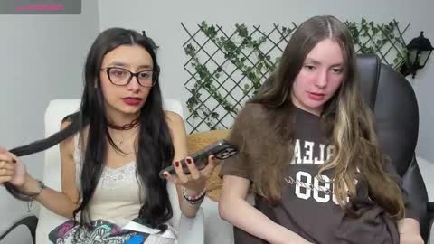 Snapshot of nana_rousse chatting on 02/25/26, 01:48 Rousse online show from 02/25/26, 01:48