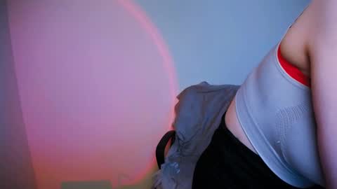 Snapshot of nanafey chatting on 03/07/25, 08:22 your candy online show from 03/07/25, 08:22