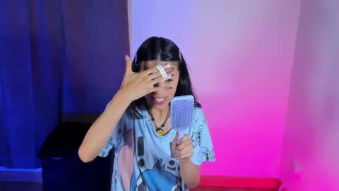 Nana  Natalia online show from 11/15/25, 01:25