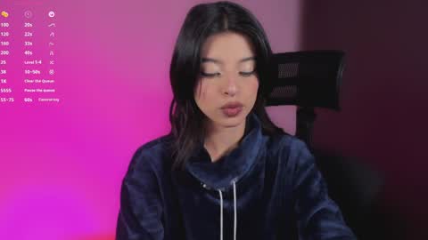 Snapshot of nanakodollx chatting on 05/17/26, 01:14 Nana Natalia online show from 05/17/26, 01:14
