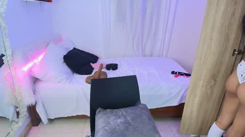 samantha online show from 11/05/25, 07:03