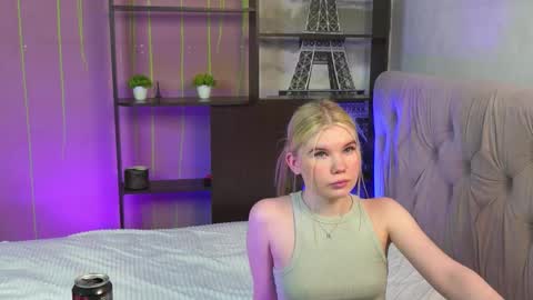 Snapshot of nanami_v02 chatting on 02/13/25, 05:33 Maeve online show from 02/13/25, 05:33