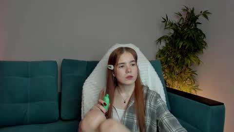 Snapshot of nanami_v02 chatting on 02/17/25, 02:59 Maeve online show from 02/17/25, 02:59