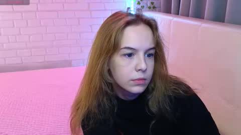 Snapshot of nanami_v02 chatting on 09/29/25, 08:41 Maeve online show from 09/29/25, 08:41